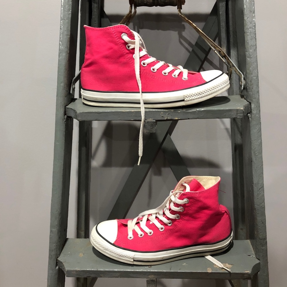 EUC-Hot Pink High Top Converse